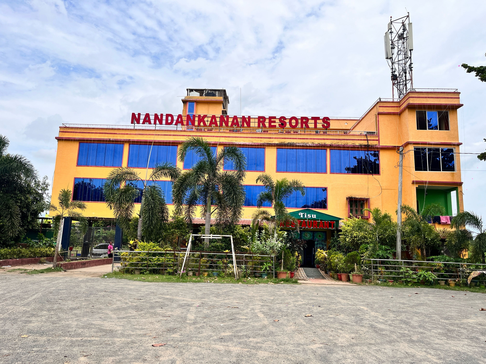 Super Collection O Zoological Park Formerly Nandankanan Resort,,3 star