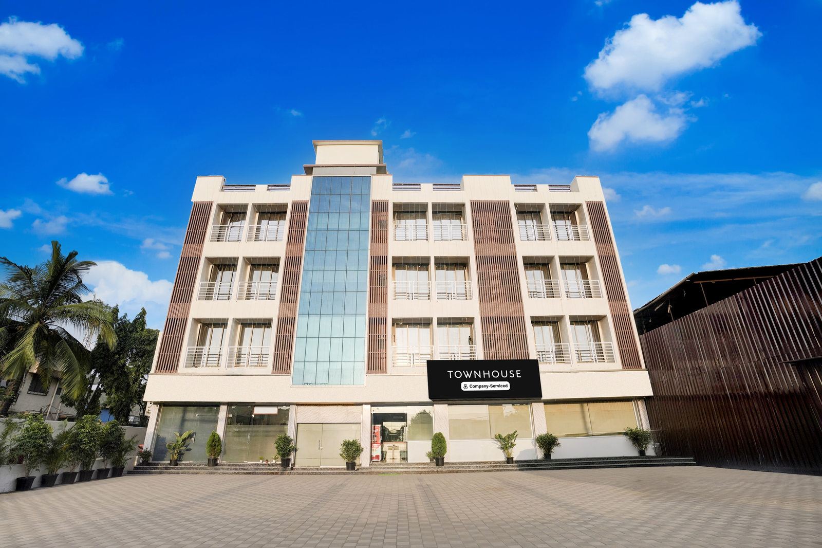 Super Townhouse Vasai Express Highway Formerly Majestic Inn,,3 star