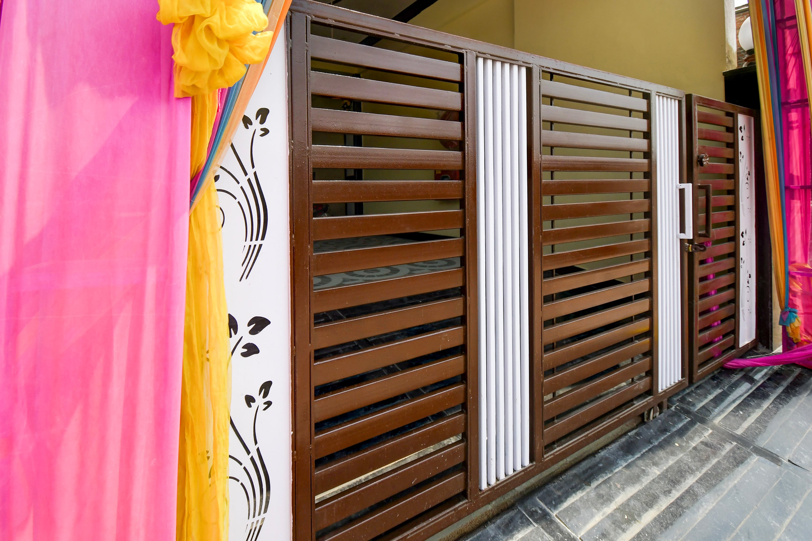 Super Townhouse Taramandal Near Sahara States,,4 star