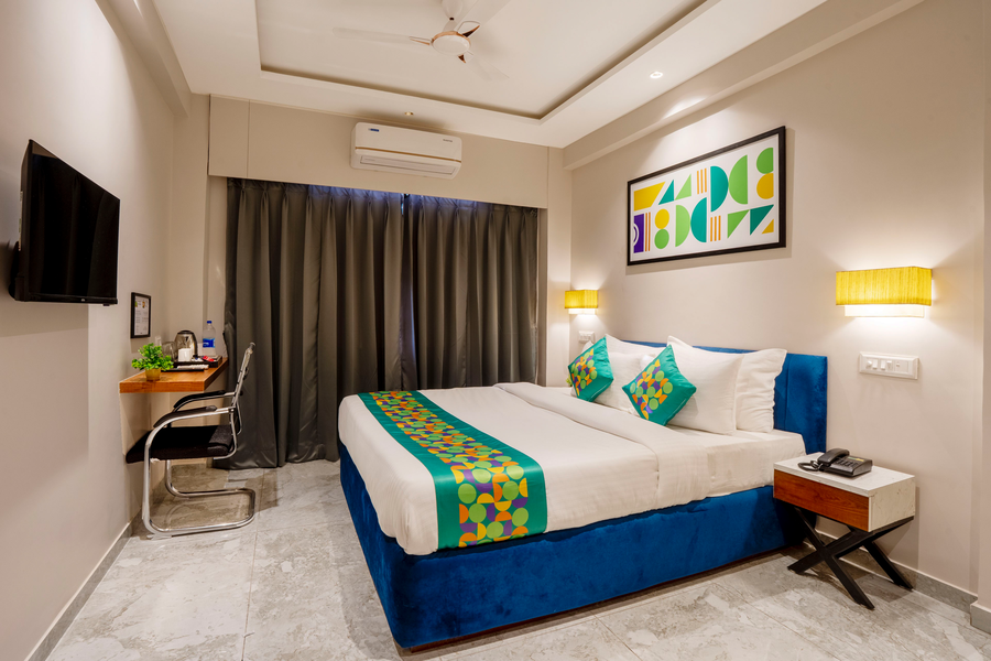 room-image