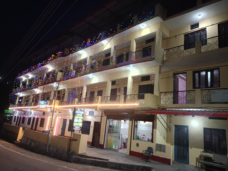 anushri lodge and restaurants