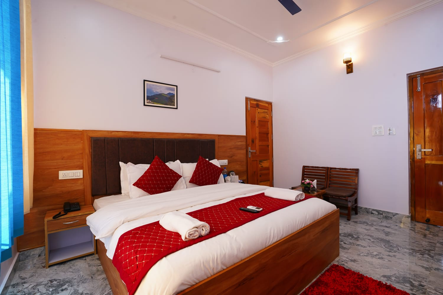 room-image