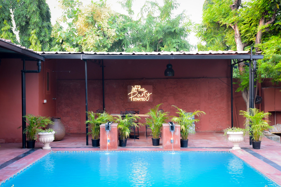 Om Kanta Farms,Ajmer Road,3 star