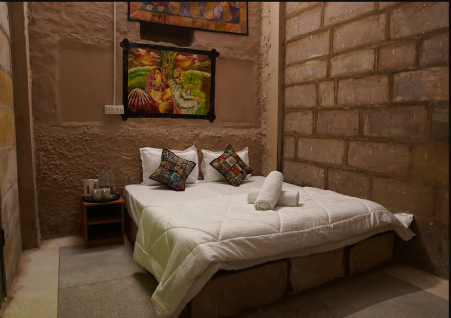 room-image