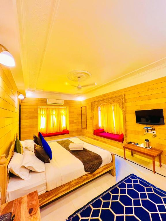 room-image