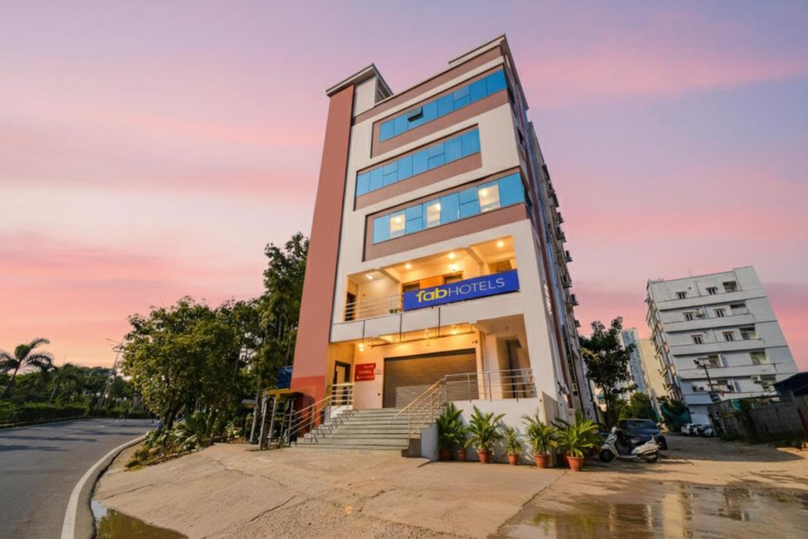 Fabhotel Srh Pride,,3 star