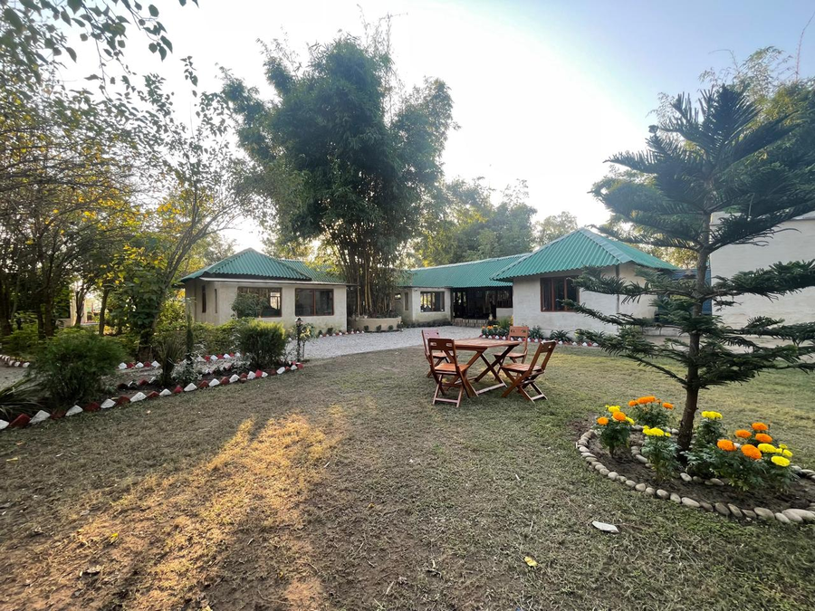 Earth Home Pilibhit,,2 star