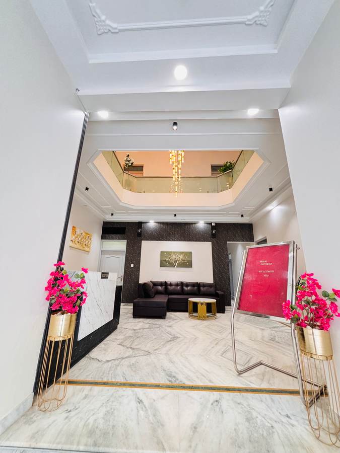 Regal Retreat,,2 star