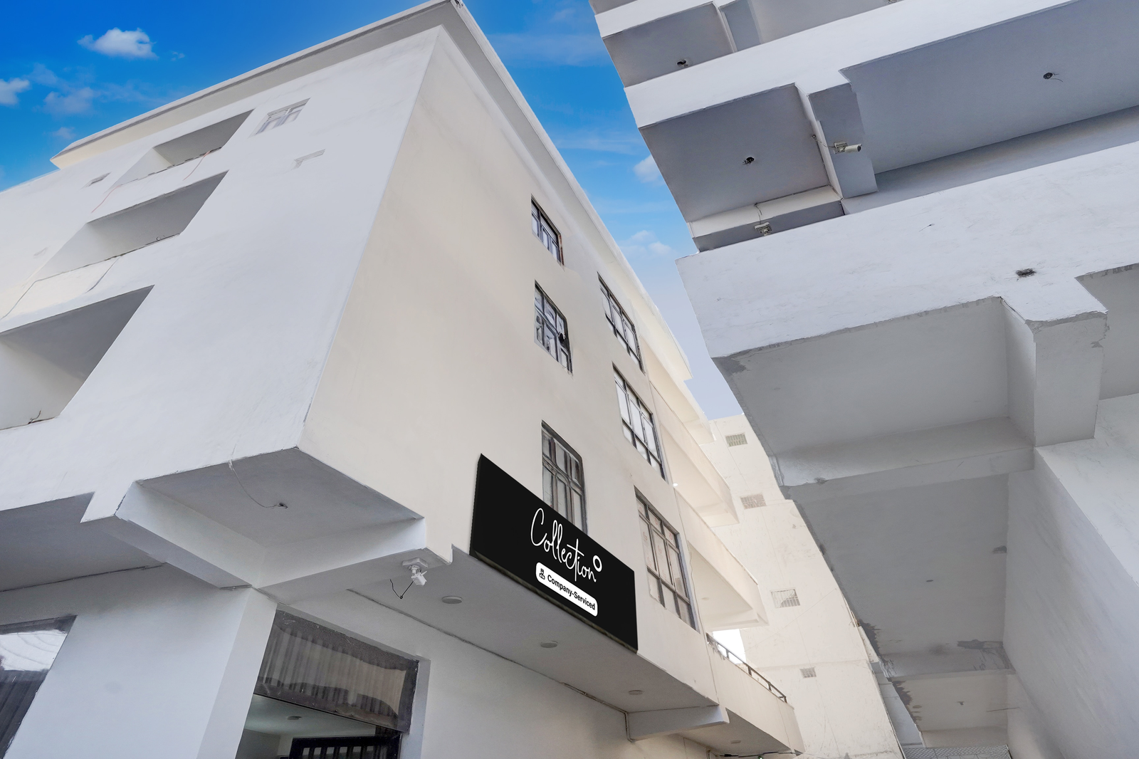 Collection O Sector 7 Rohini Formerly Giriraj Residency,,3 star