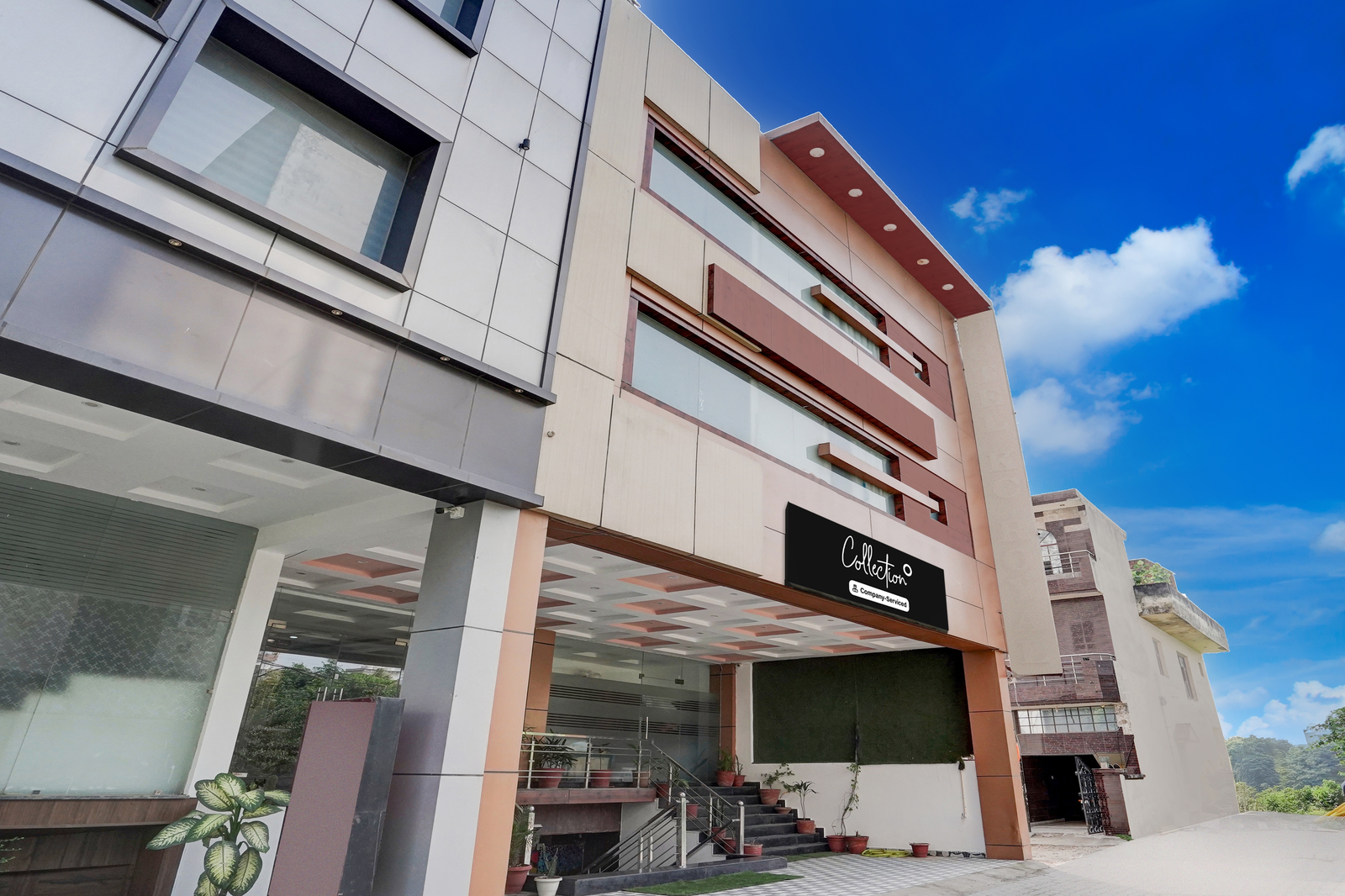 super collection o zirakpur bus terminal