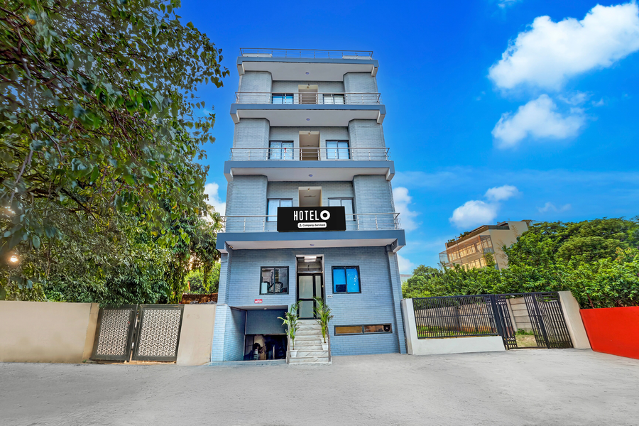 Super Hotel O Dlf Phase 1 Metro Station Gurugram,,4 star