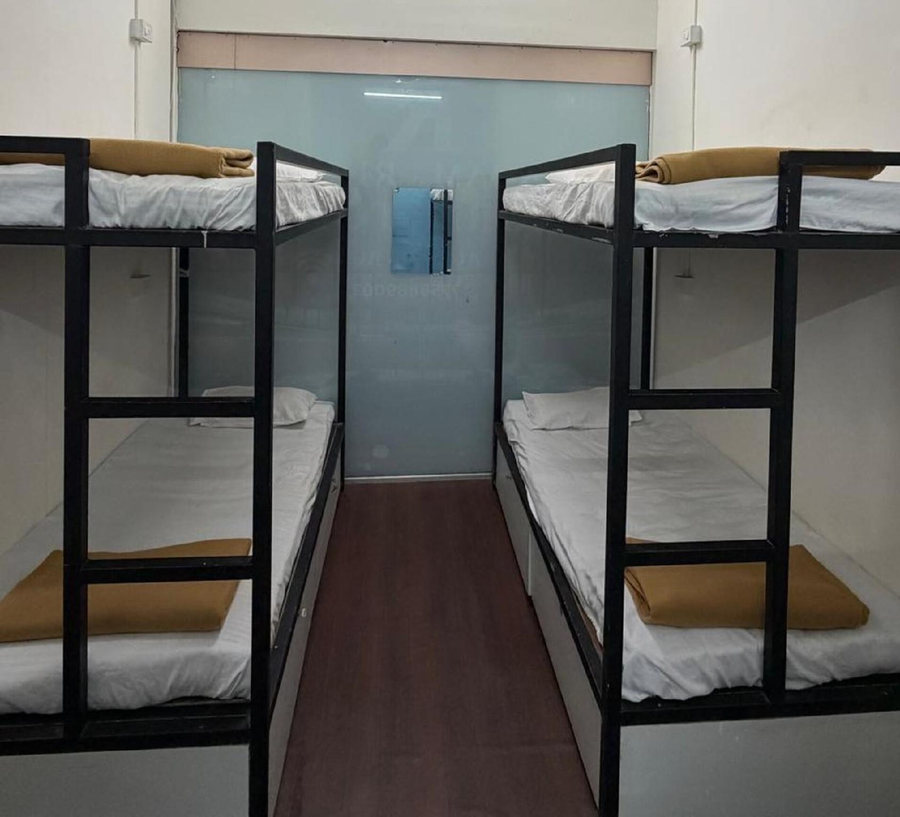 roam and rest dormitory