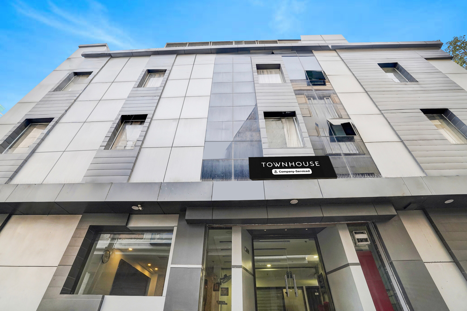 townhouse by oyo golden temple amritsar formerly a star