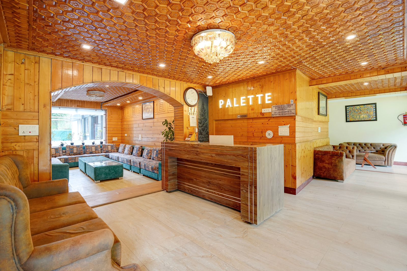 palette hotel regency valley view pahalgam