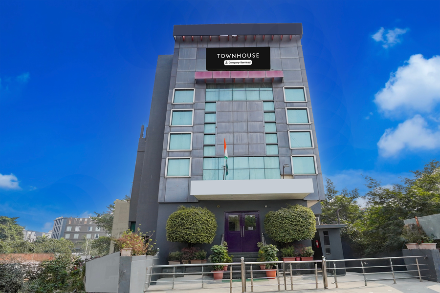 super oyo townhouse singapore mall formerly hotel sunshine