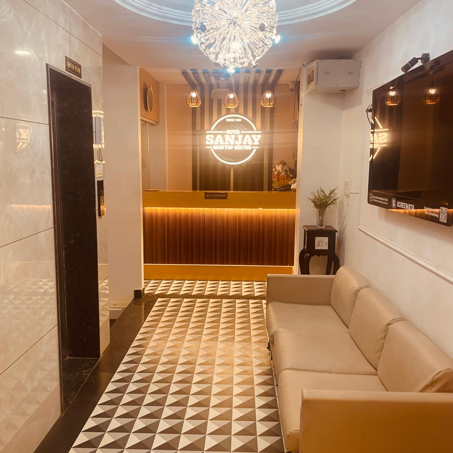 hotel sanjay rooftop and resto