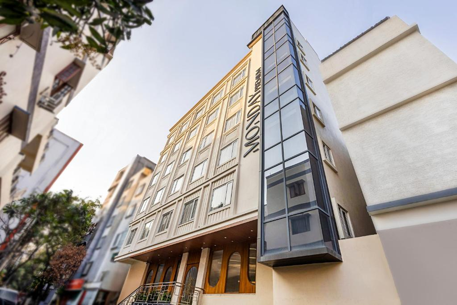 monday hotels and suites madhapur