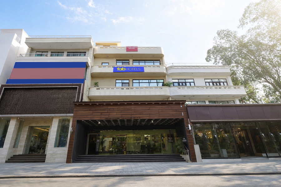 Fabhotel Park View,Plot No. 2, Block D, Shubham Enclave, Paschim Vihar,3 star