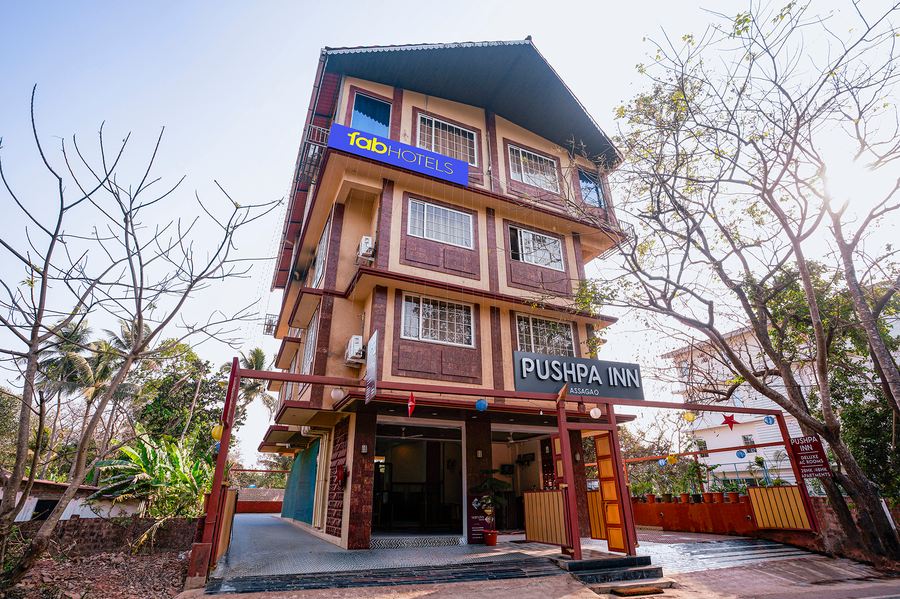 Fabhotel Pushpa Inn Assagao,House No. 354/1, Sy. No. 3/7-D, Munang Waddo, Assagao, Bardez, Mapusa,3 star