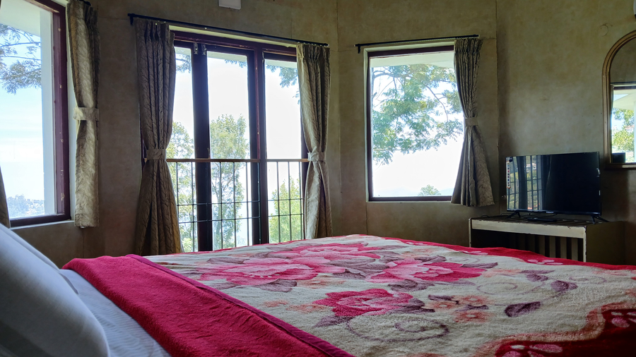 room-image