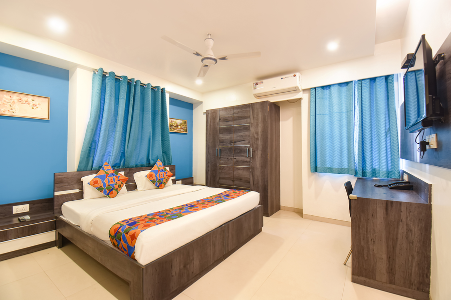 room-image