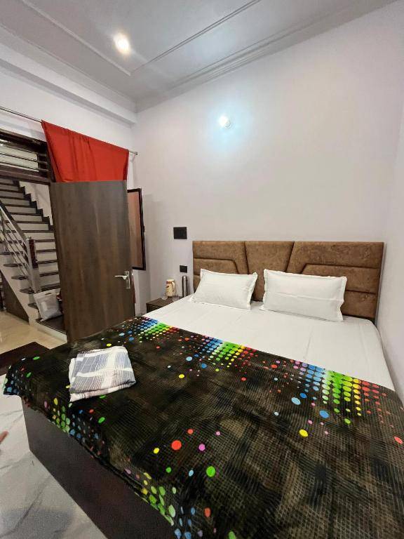 Vinayak Homestay,,3 star