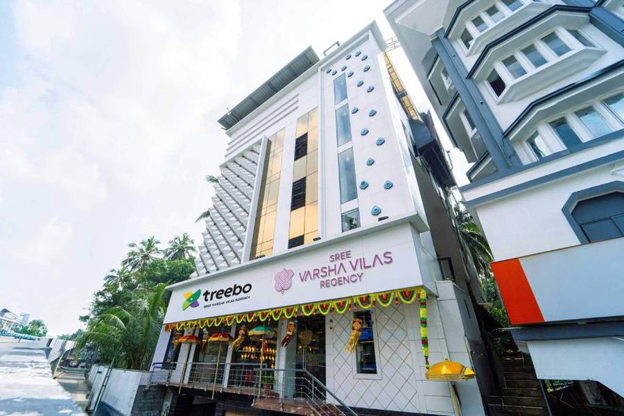 Treebo Sree Varshavilas Regency, 2 Mins From Guruvayoor Temple