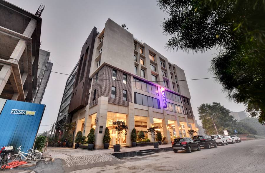 Click Collection Amritsar,,3 star