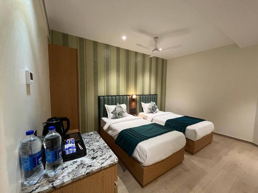 Esquire Hotel Near Bkc Mumbai,,3 star