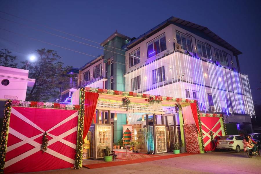 Shri Neha Hotel And Restaurant,,3 star