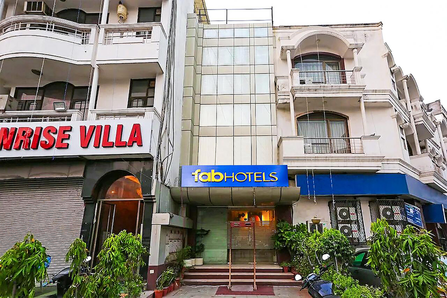 Hotel Le Grand,Karol Bagh>>Delhi,3 star