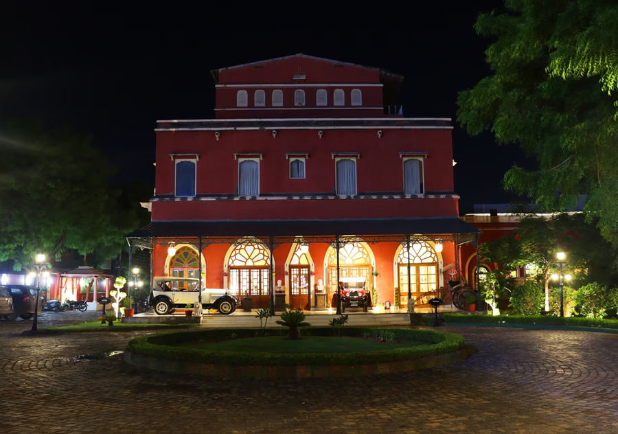Maharaja Ganga Mahal,,3 star