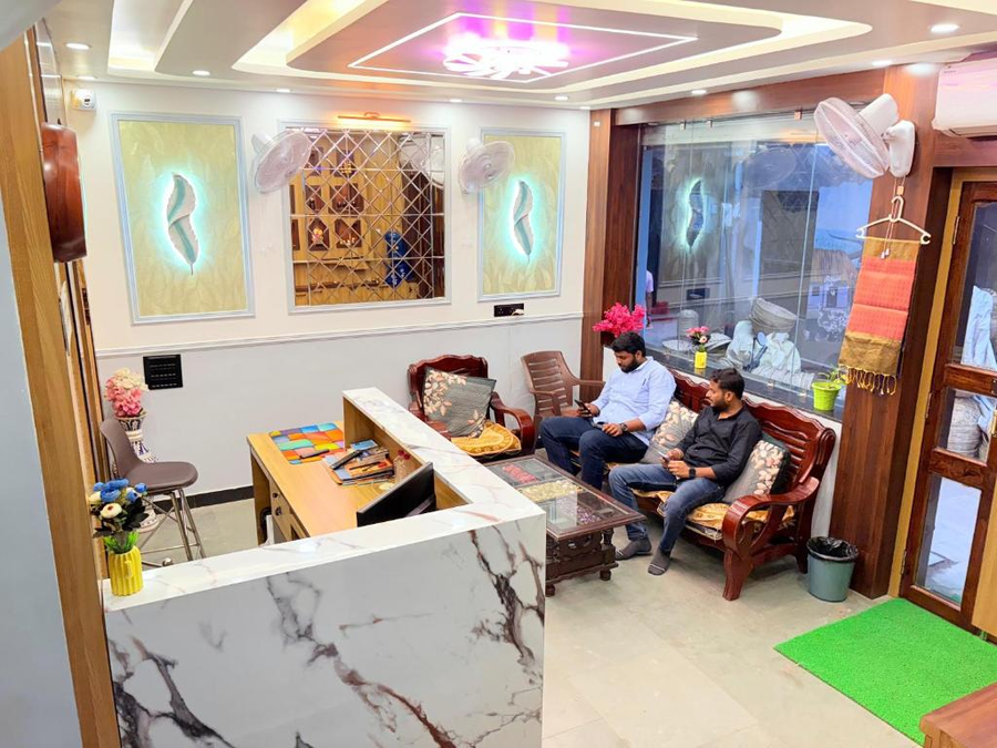 Tirthaura The Kashi Elegance,,3 star