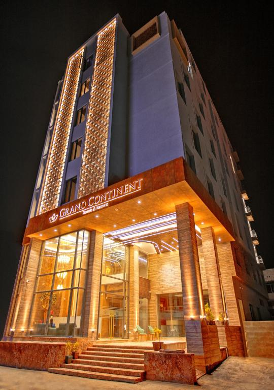 Grand Continent Dwarka,,3 star