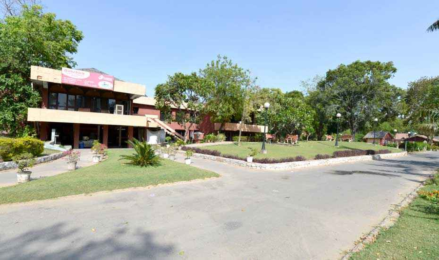 Dabchick Tourist Resort,,3 star