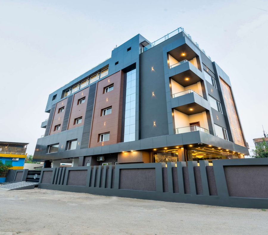 The Grand Fateh,Fateh Sagar Lake,3 star