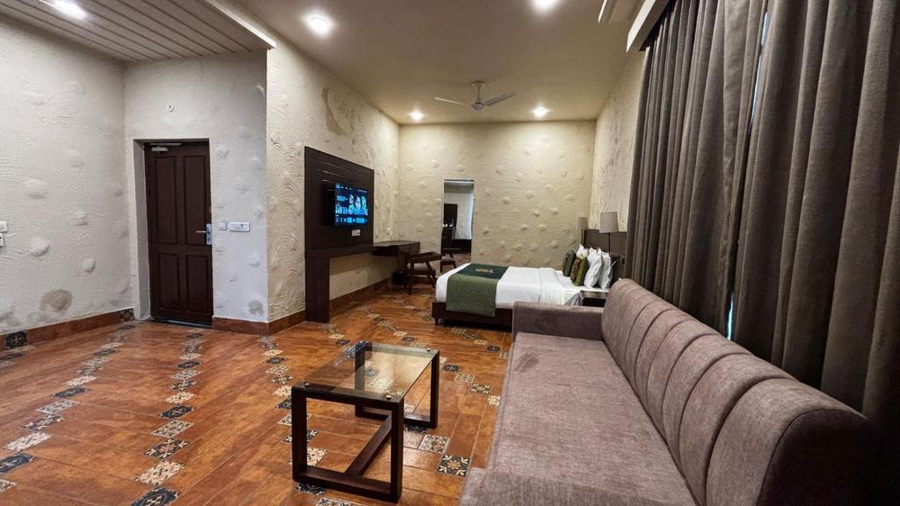 Spree Resort Jimcorbett,,3 star