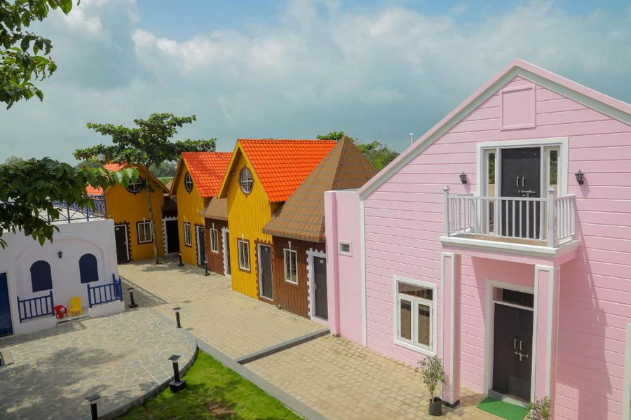 Mandav Hills Resort,,2 star