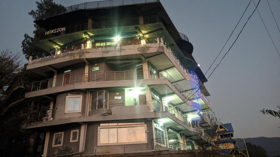 hotel horizon