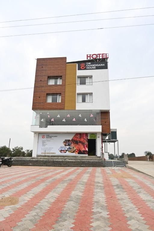 Madstays The Chandigarh House, Bhopal,,3 star