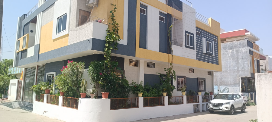 Shivaksh Rental Flats And Rooms,,3 star