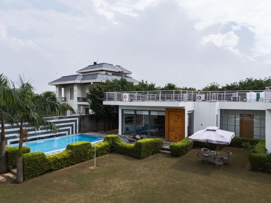 the nivaas villa bonita luxury farm stay jaipur