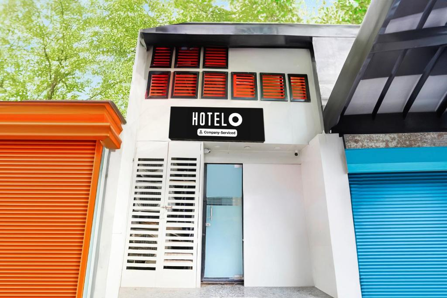 super hotel o santacruz railway junction formerly kharsubway