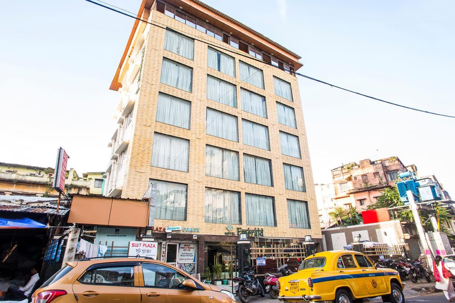 Hotel Emerald,New Market Vicinity,3 star