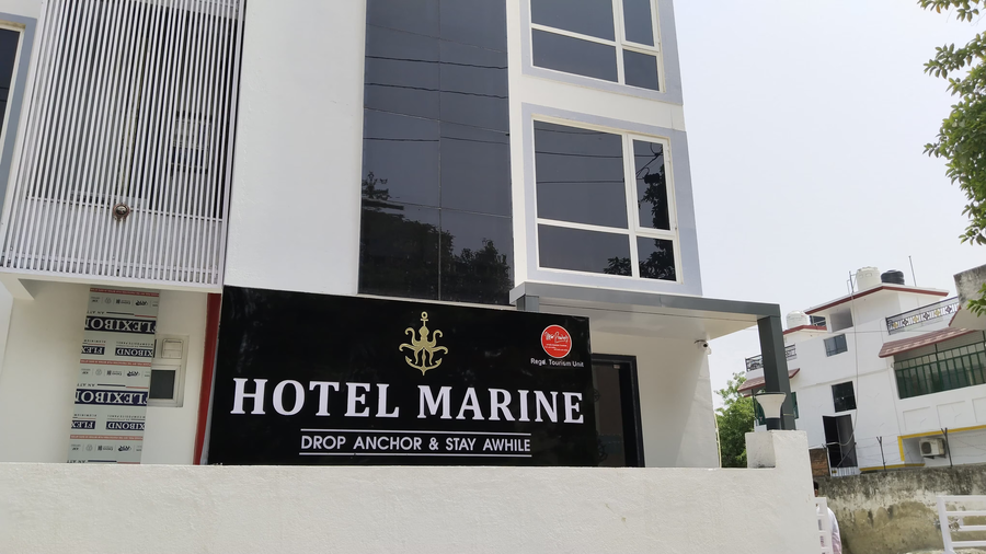 Hotel Marine,,2 star