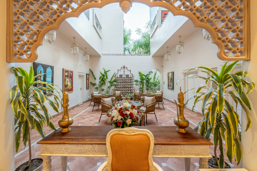 Justa Luxe Kashi Parampara,,5 star