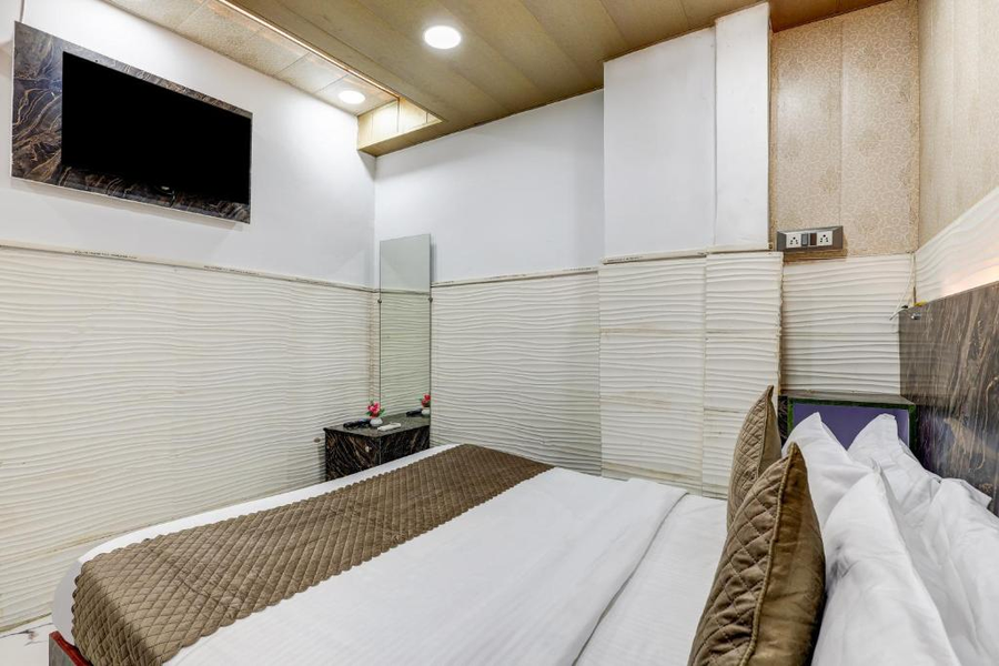 Hotel Revive By The Premium Villa,,2 star