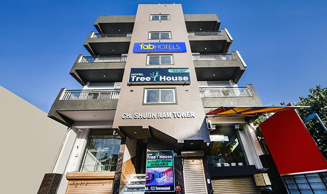 Fabhotel Tree House - Nr Yashobhoomi Convention Centre,Dwarka,3 star