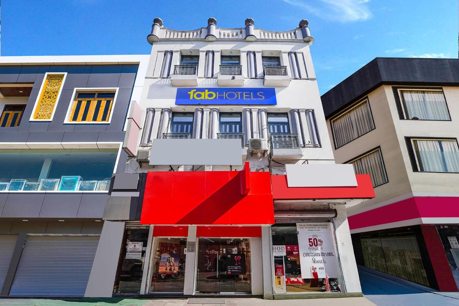 Fabhotel Rivlet Premium,,3 star
