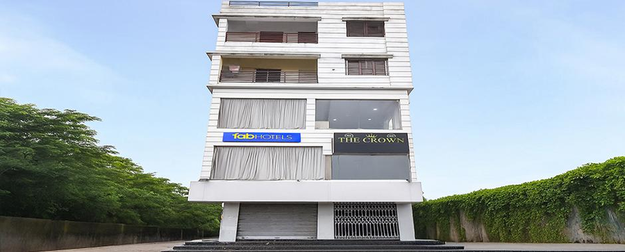 Fabhotel The Crown,,3 star